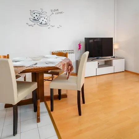 1 Bedroom Awesome In Apartment